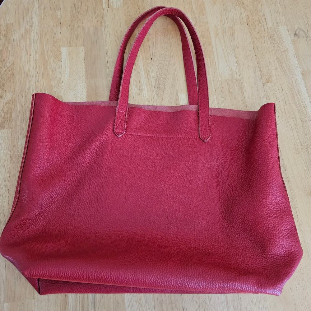 Cuyana Classic Pebbled Leather Tote Bag Red EUC